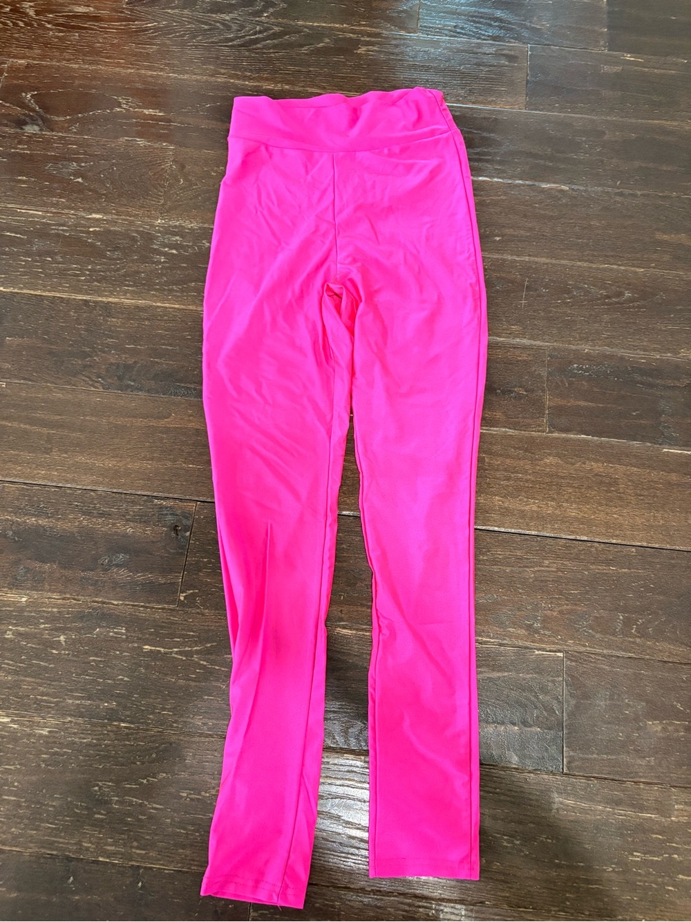 Woman’s Hot Pink Active Leggings